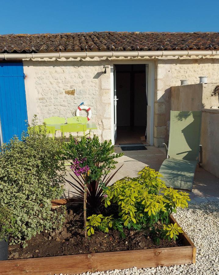 Moulin De Mauzac Saint-Just-Luzac Exterior foto